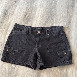 🏴 White House Black market  Shorts size 12